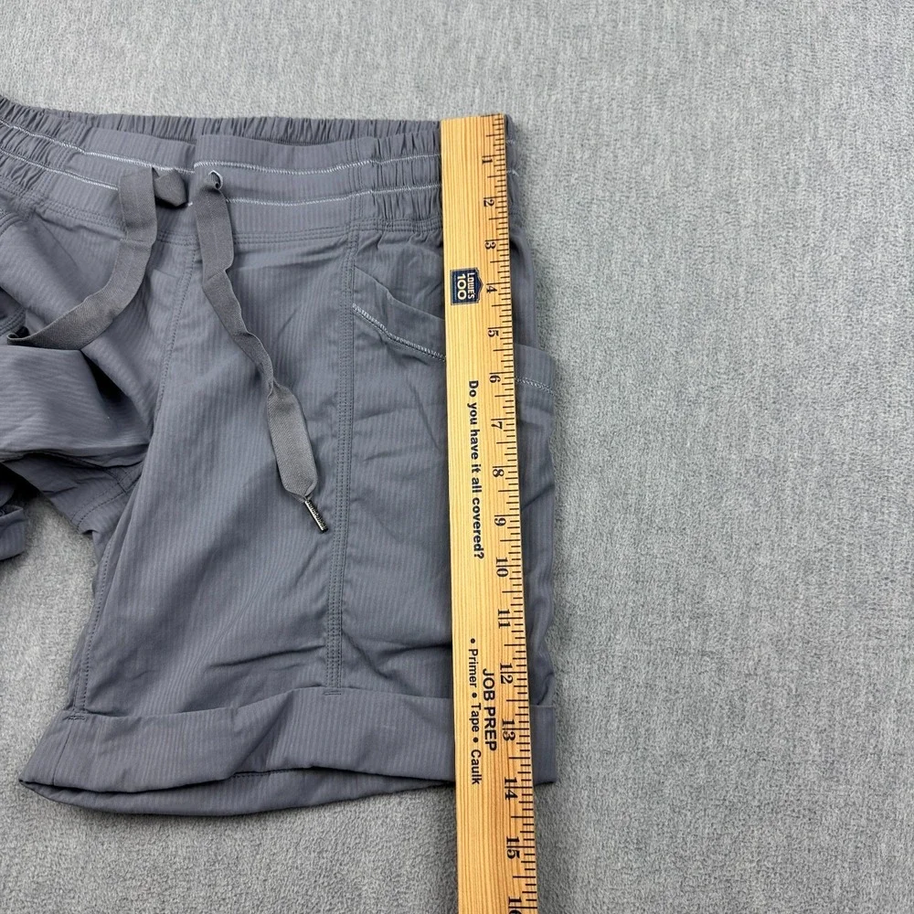 Lululemon Shorts Womens 4 Gray Dance Studio Cuffed Athletic Unlined Training Gym
